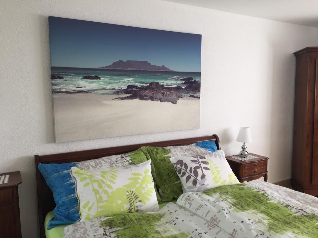 ブロネ Magie Du Leman Bed & Breakfast エクステリア 写真
