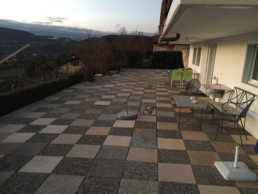 ブロネ Magie Du Leman Bed & Breakfast エクステリア 写真